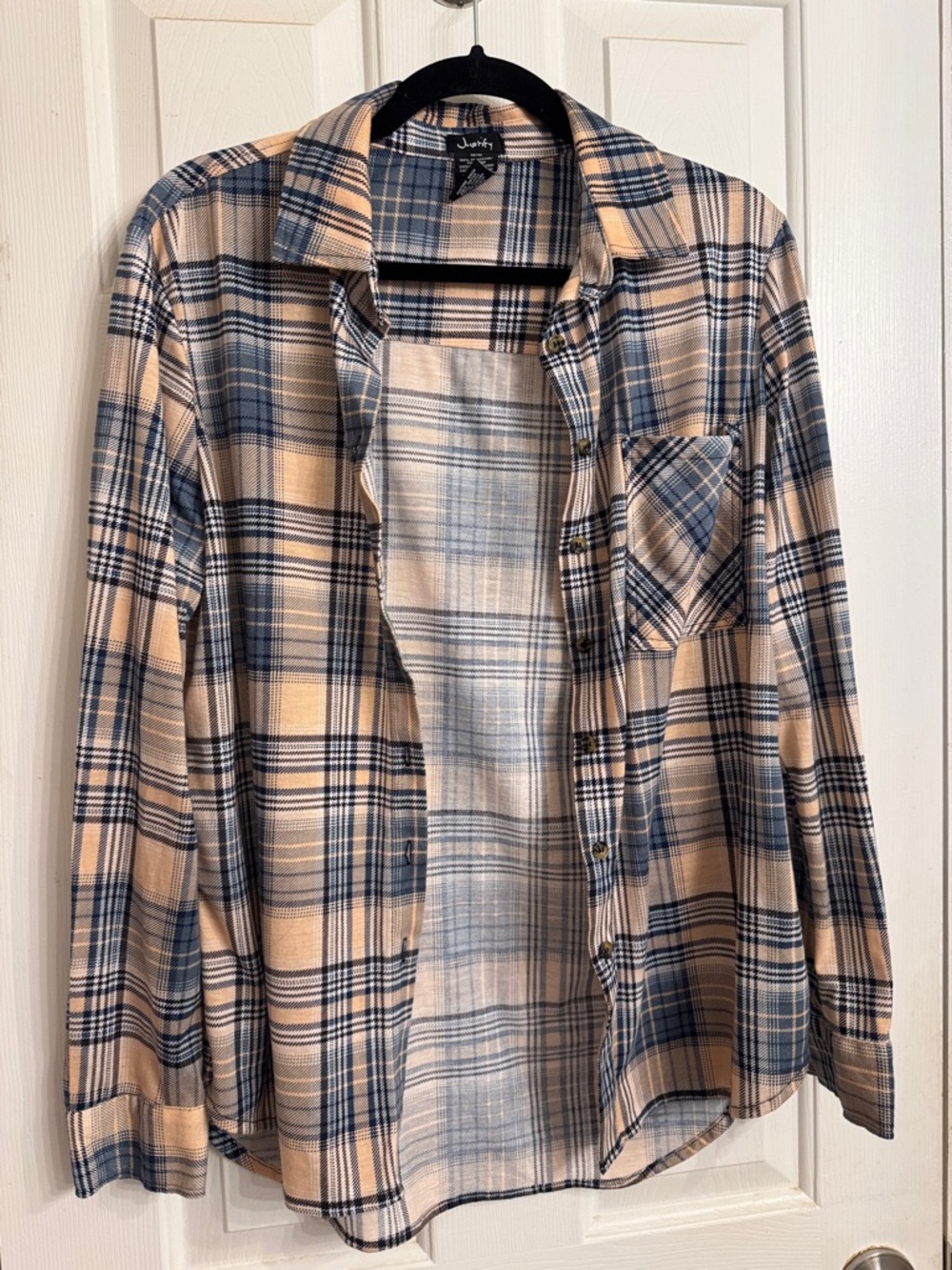 Justify Navy and Beige Plaid Button-Down Shirt